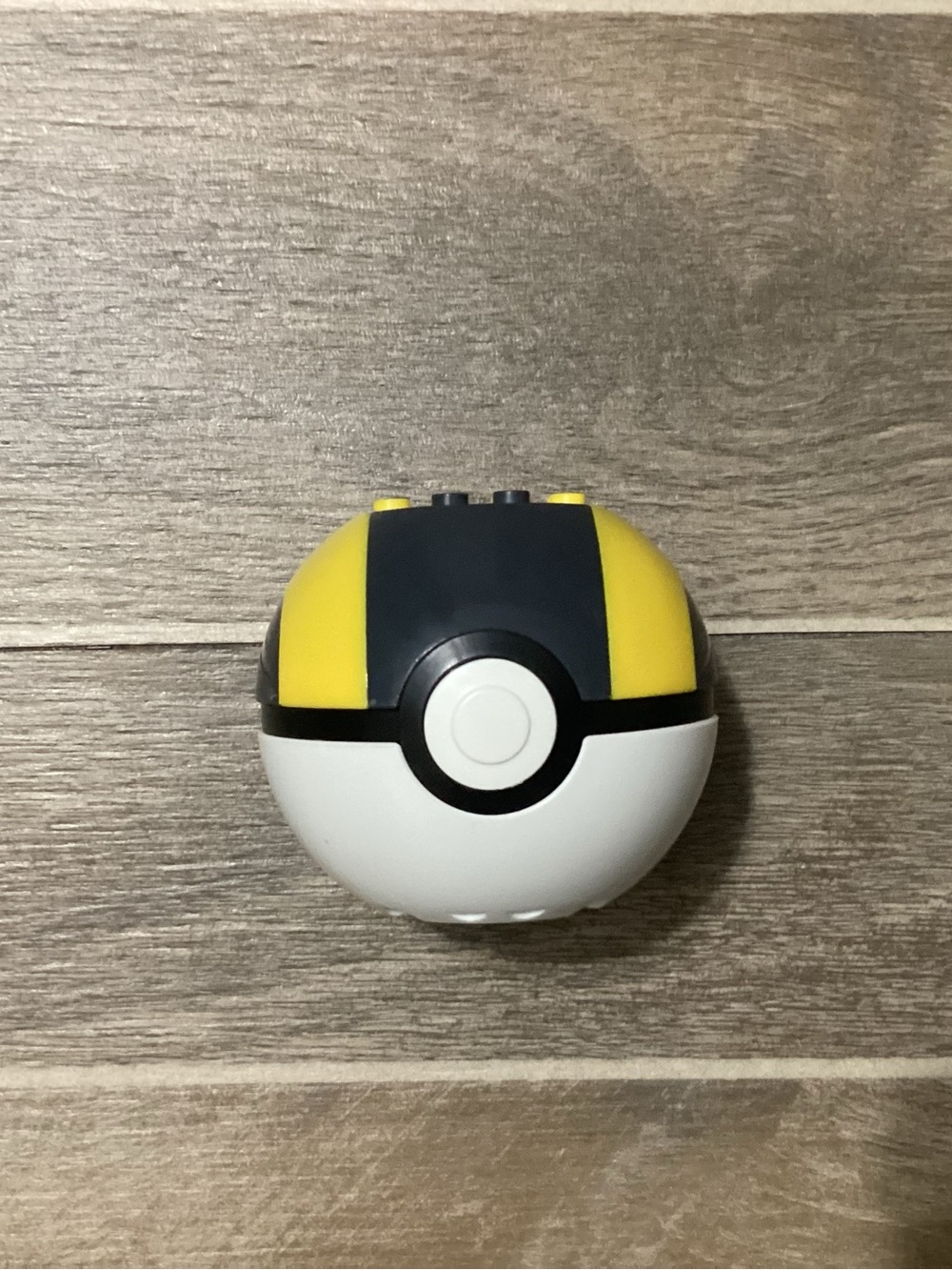 Mega Construx , Ultra Ball - Pokemon Collectible